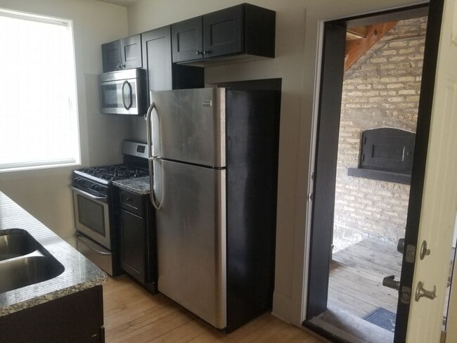 Foto del edificio - 4608 N Kildare Ave