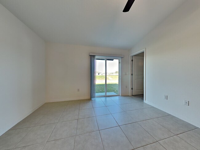 Building Photo - 103 Rose Bud Ln