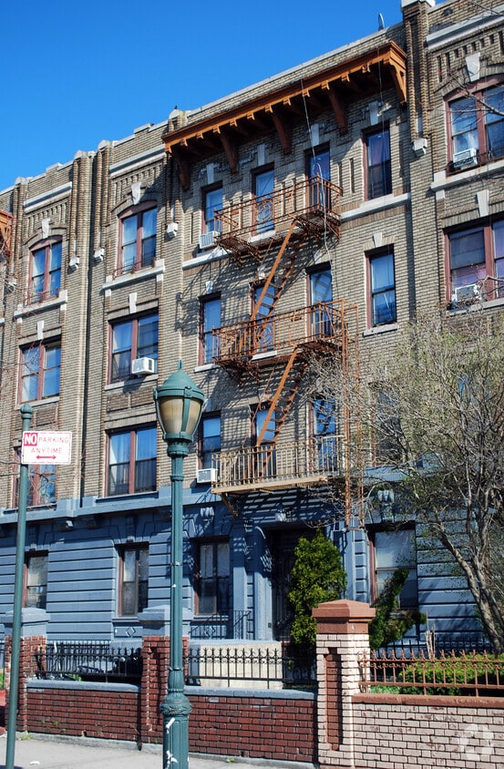 1187 Eastern Pky, Brooklyn, NY 11213 Apartments in Brooklyn, NY