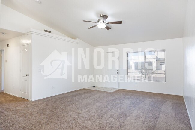 Foto del edificio - Freshly Updated Home in Arizona City