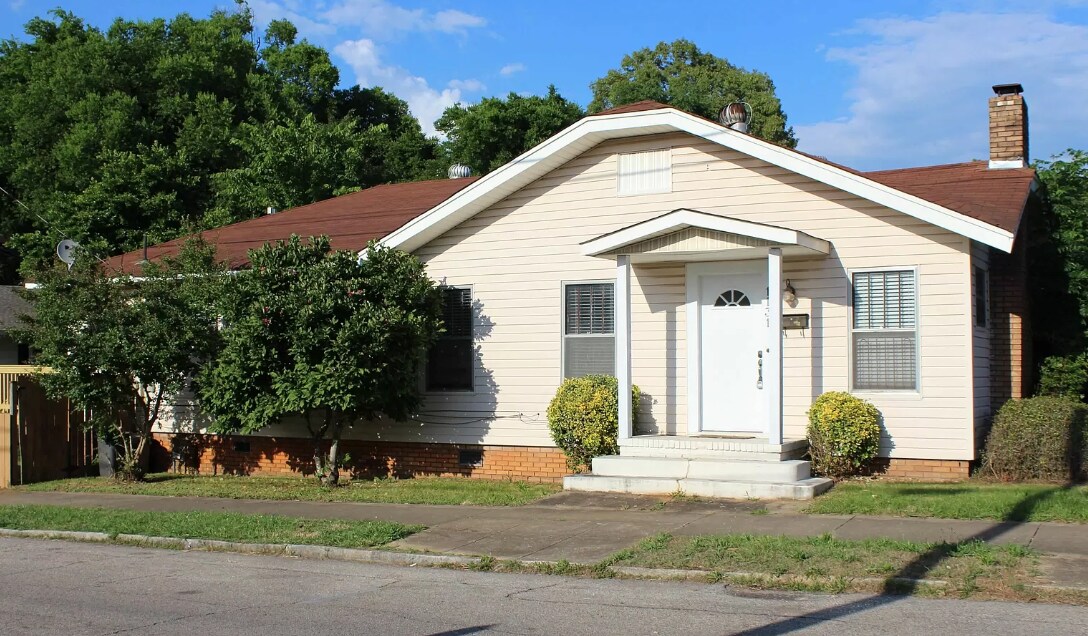 Primary Photo - 1131 11th Pl S