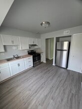 Building Photo - 5416 N 53rd St