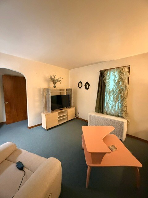 Livingroom2 - 20 Curtis Ter