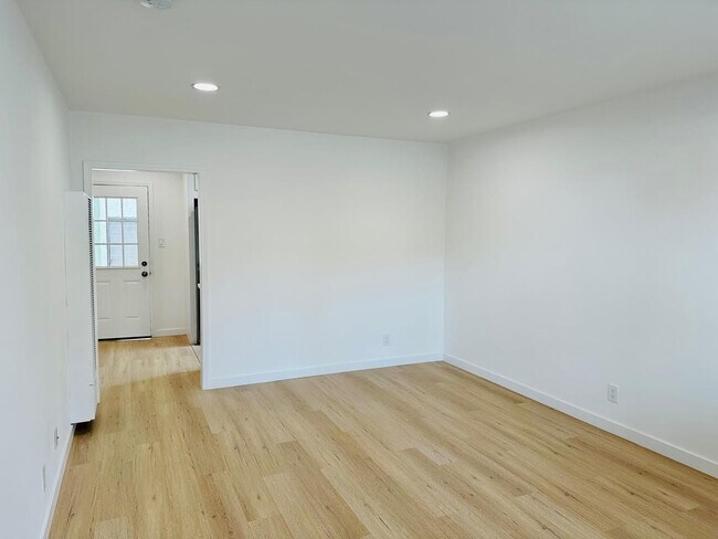 Foto del edificio - 1610 California Ave