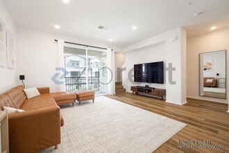 Building Photo - 444 Atlas Gln