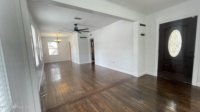 Foto del edificio - 5228 Sunderland Rd