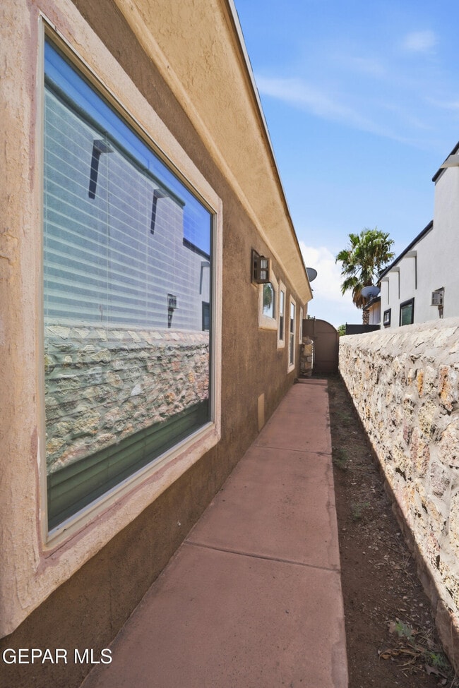 Building Photo - 5457 Pedro Lucero Dr