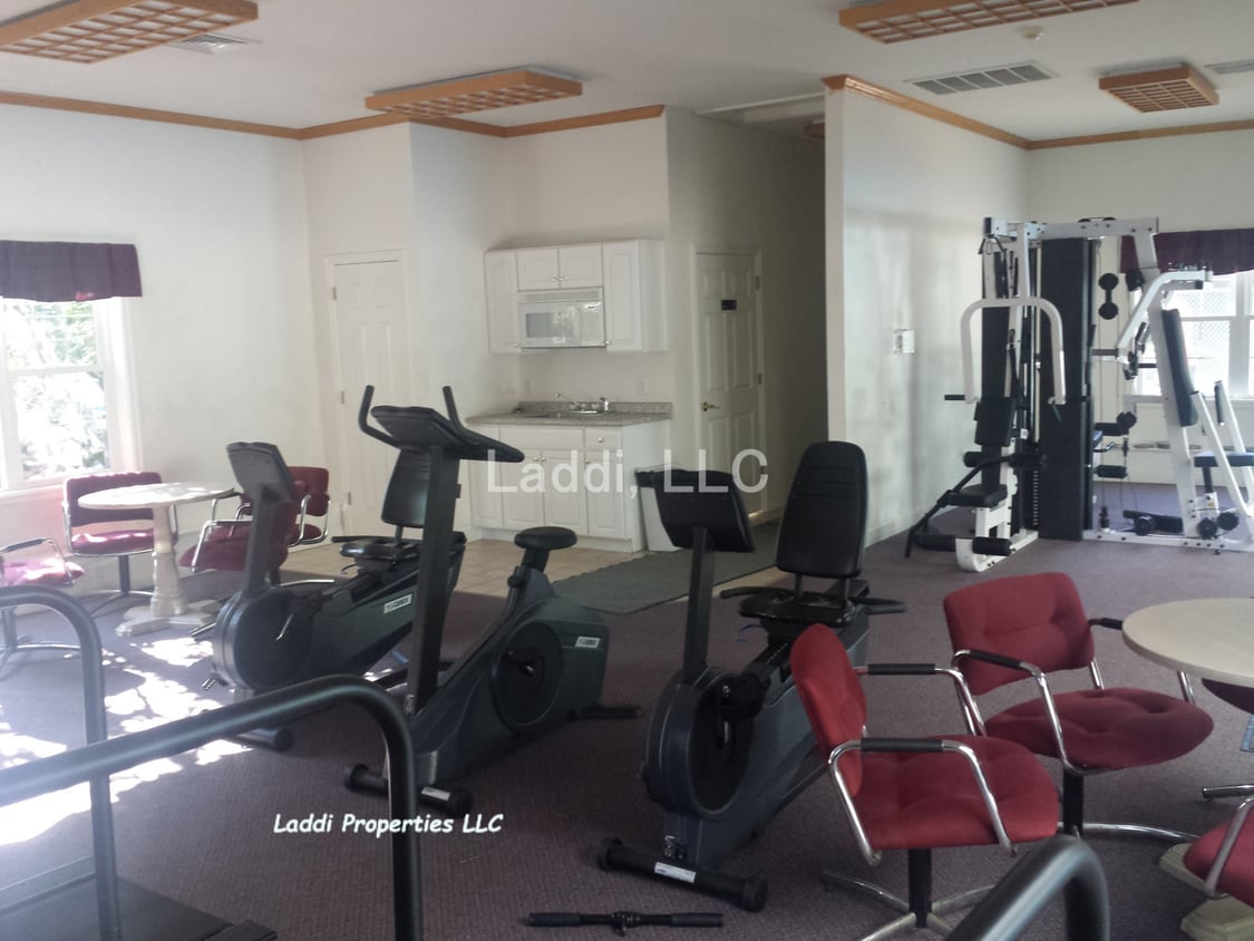 86 Beacon St, Unit 4, Lawrence, MA 01843 Apartments in Lawrence, MA