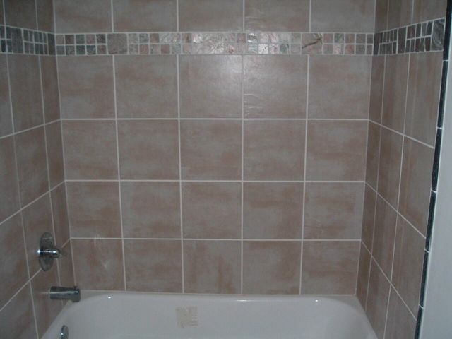 Foto del edificio - 1068 Goldenrod Rd