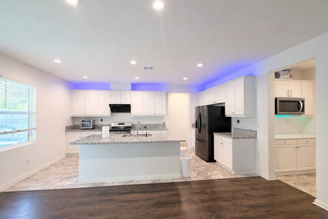 Foto del edificio - 21171 Broken Stone Ct