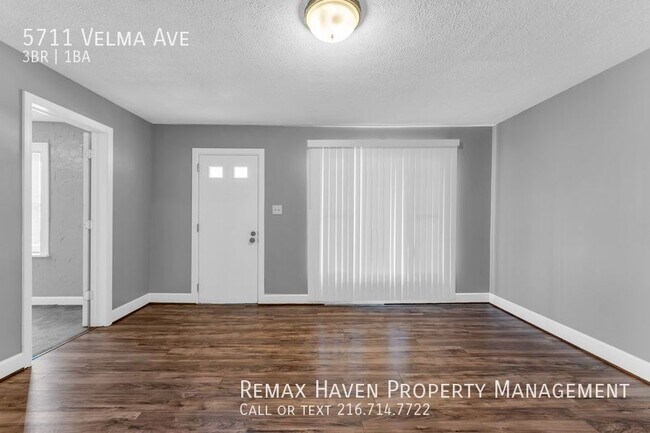 Foto del edificio - 5711 Velma Ave, Parma - 3 Bed 1 Bath Home!
