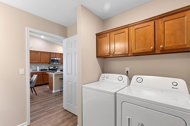 Building Photo - Redwood Brownstown Telegraph Road