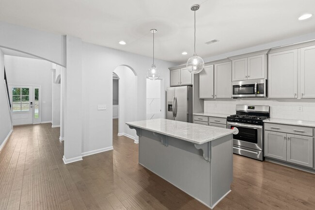 Building Photo - Wyndham Village For Rent!