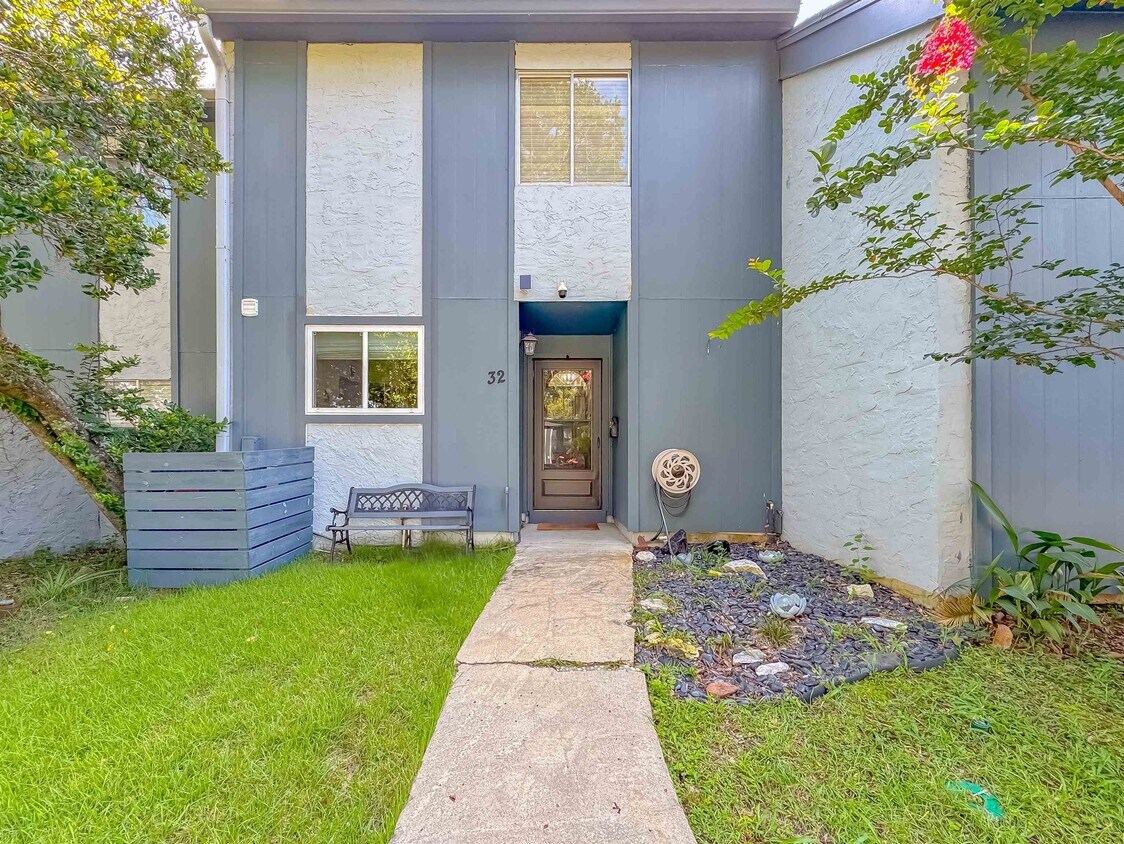 Foto principal - 2949 N Shamrock St