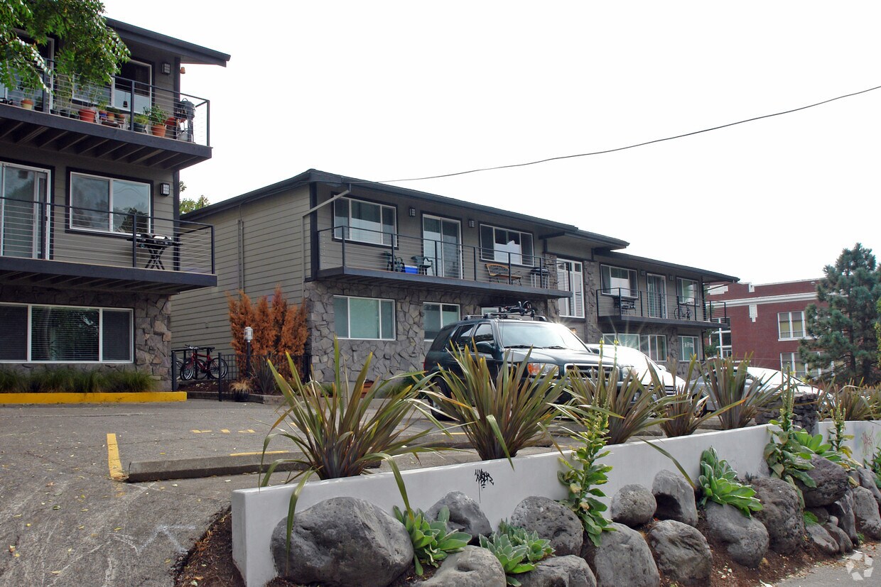 Primary Photo - Sacramento Heights Condominium