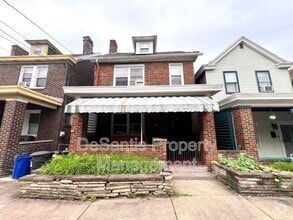 Building Photo - 3631 Childs St