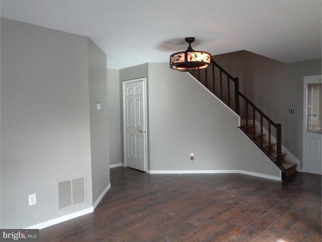 Foto del edificio - 101 Greenridge Cir