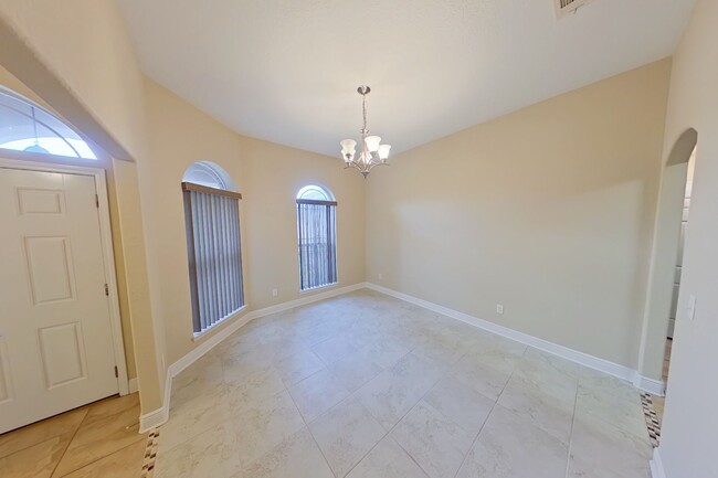 Foto del edificio - $250 Gift Card Exclusive Move-In Bonus*! D...