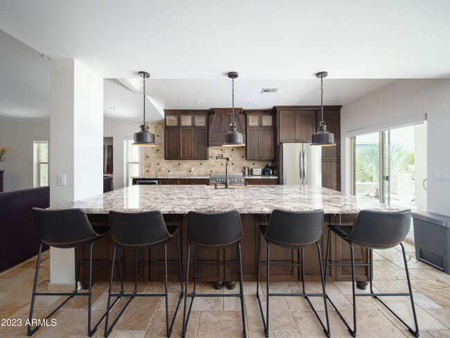 Building Photo - 2225 W Kiowa Cir