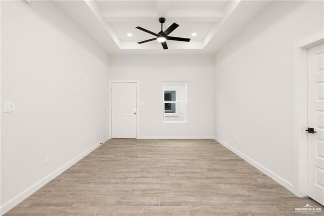 Building Photo - 1321 Joscelyn Dr