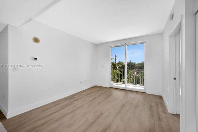 Foto del edificio - 3500 Coral Wy