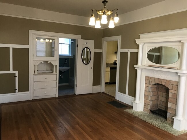 Foto del edificio - 1915-1919 Berkeley Way