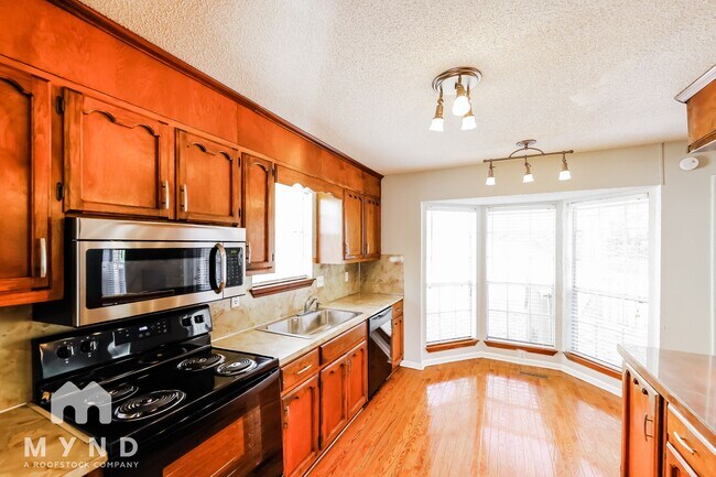 Foto del edificio - 1520 Hill Spun Rd