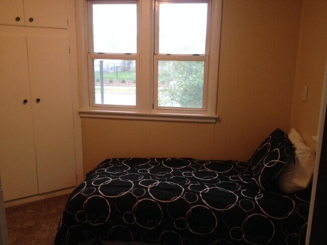 Foto del edificio - House for Rent