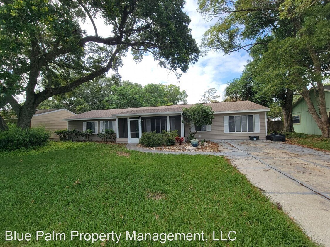 Primary Photo - 4 br, 2 bath House - 461 Wales Avenue
