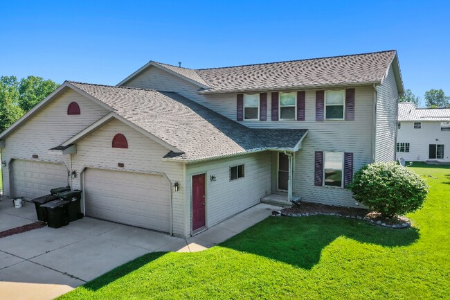 Foto del edificio - 1570 Cardinal Ln