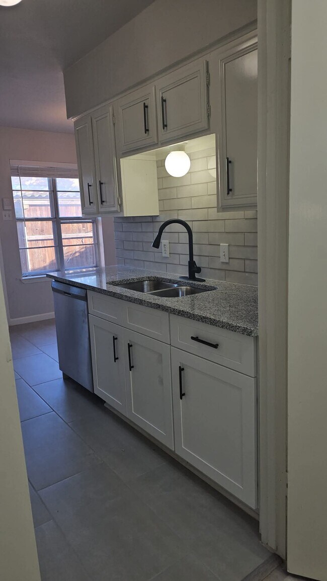 Foto del edificio - 13901 Brookgreen Dr