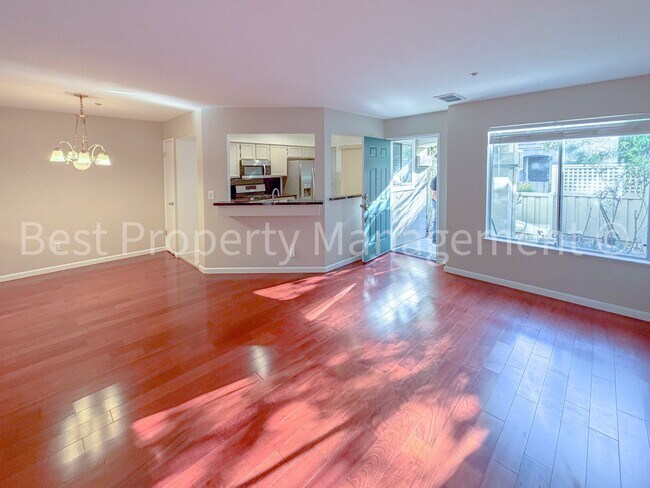 Foto del edificio - San Jose Townhome Near Levi Stadium