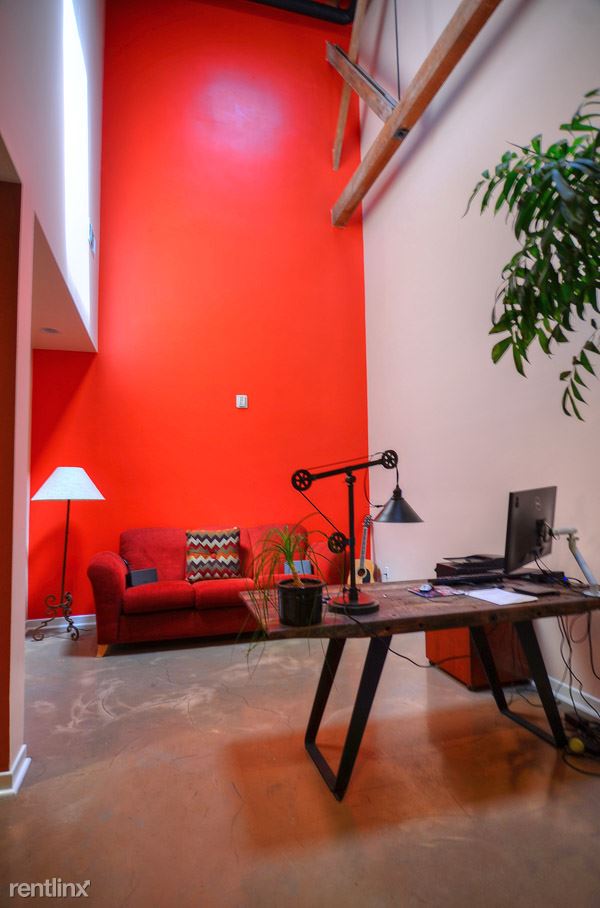 Building Photo - 564 Manzana Pl