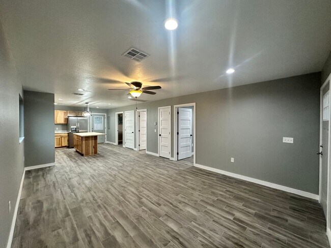 Foto del edificio - 2Bed 1 Bath New Construction-Muskogee OK