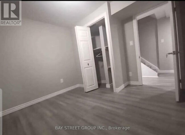 Photo du bâtiment - 80 Larksmere Ct