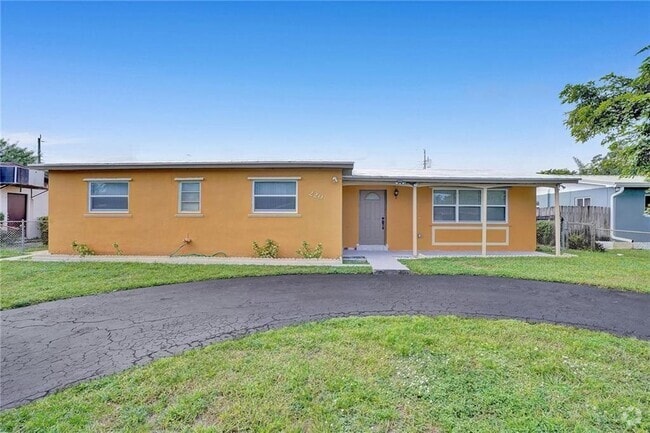 Building Photo - 220 N 66th Ave