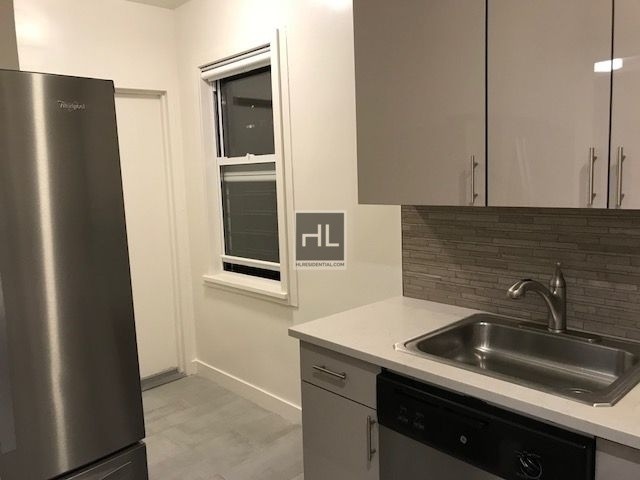 Building Photo - East 74th Street