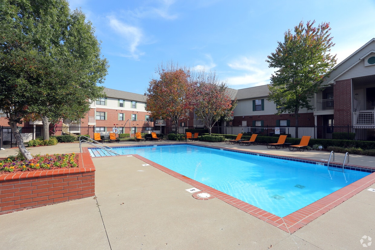 Claremore Creek Apartments in Claremore, OK