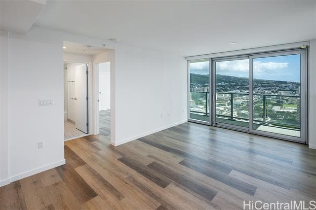 Foto del edificio - 1515 Liona St