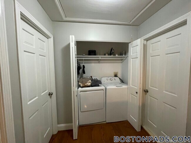 Building Photo - 20 Drummer Boy Way