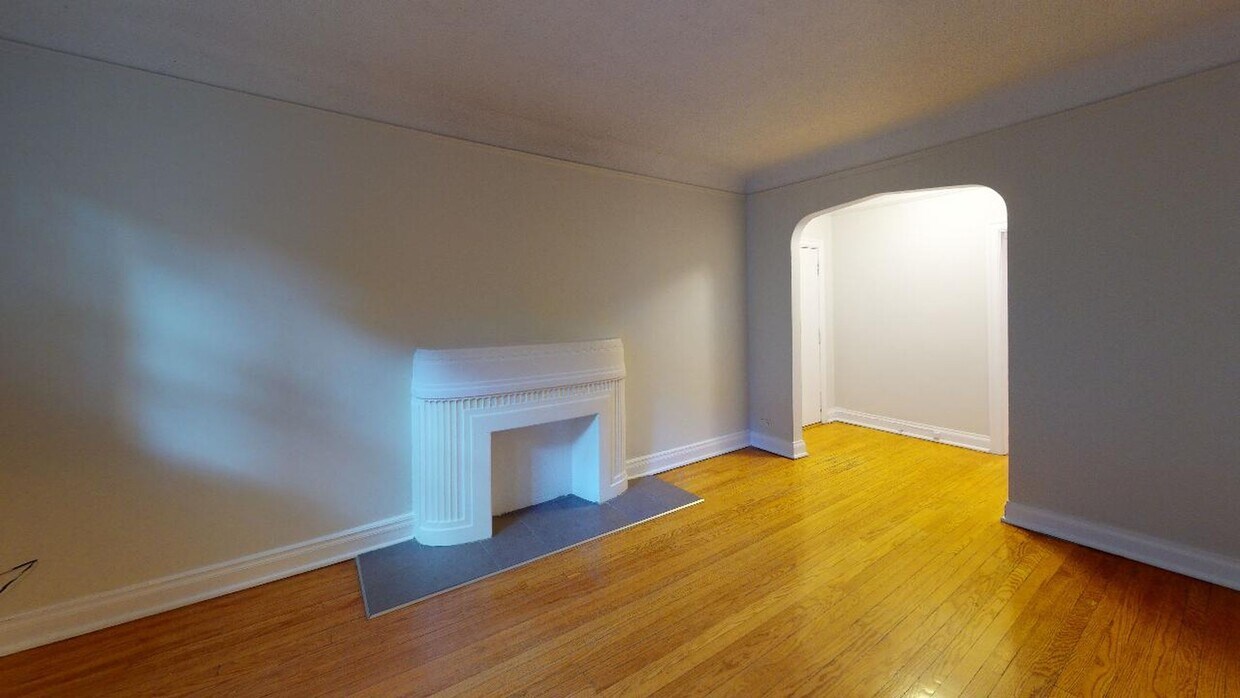 Primary Photo - 235 Charlotte St