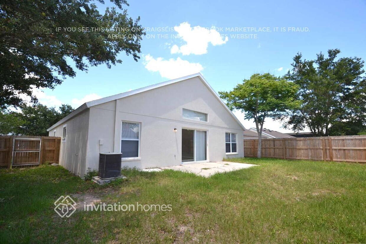 Building Photo - 12215 Dawn Vista Dr
