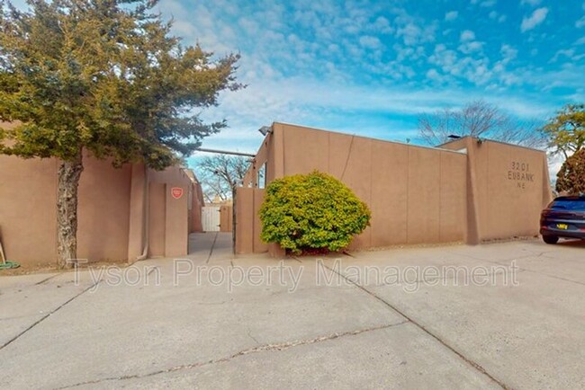 Building Photo - 3201 Eubank Blvd NE