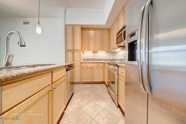 Foto del edificio - 8700 Front Beach Rd