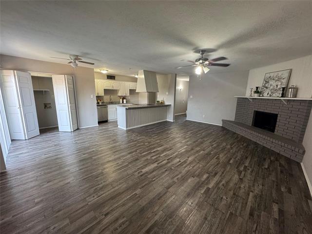 Foto del edificio - 913 Valley View Dr