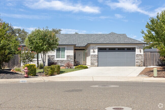 Newer Craftsman style homes in Anderson can be found in the Pleasant Hills subdivision.
