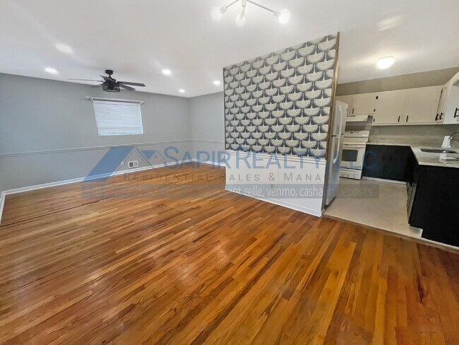 Foto del edificio - 401 Dorsey Rd