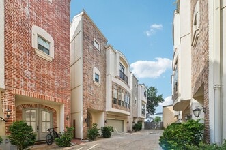 Building Photo - 5636 Kiam St