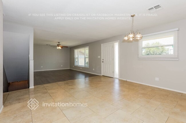 Building Photo - 200 N Miller St