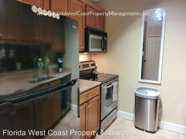 Building Photo - 2 br, 2 bath House - 4016 Crockers Lake Bl...